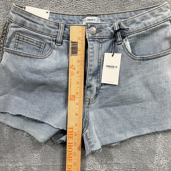 Forever 21 Shorts 28 Rhinestone Crystal Fringe Denim Jean Cutoff Light Wash Y2K - Picture 8 of 10